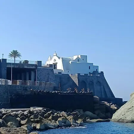 Giulia * Ischia